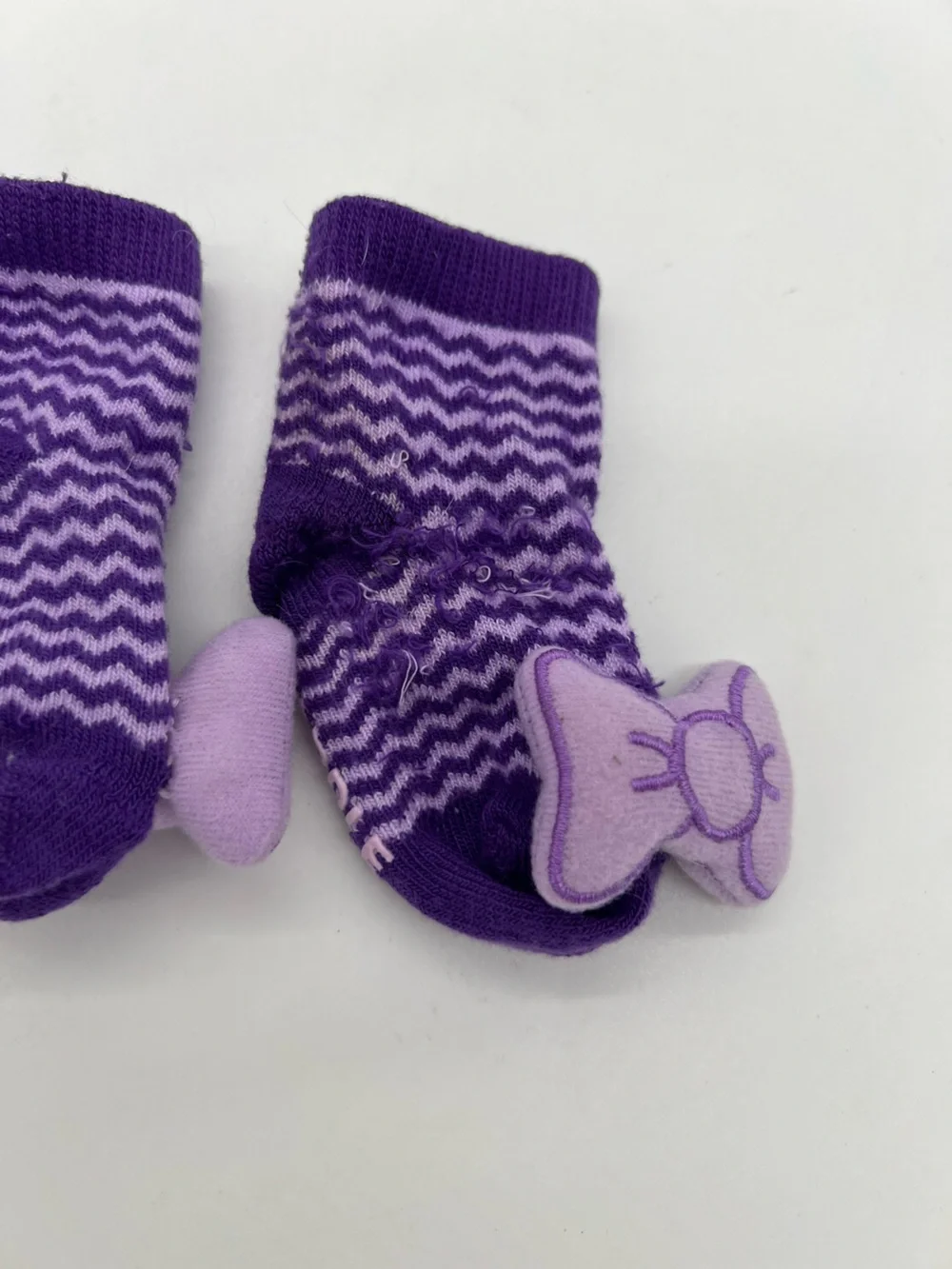 3D Baby Rattle Socks, Full Cushioned, 0-12 Months, Purple Bows 2 pairs